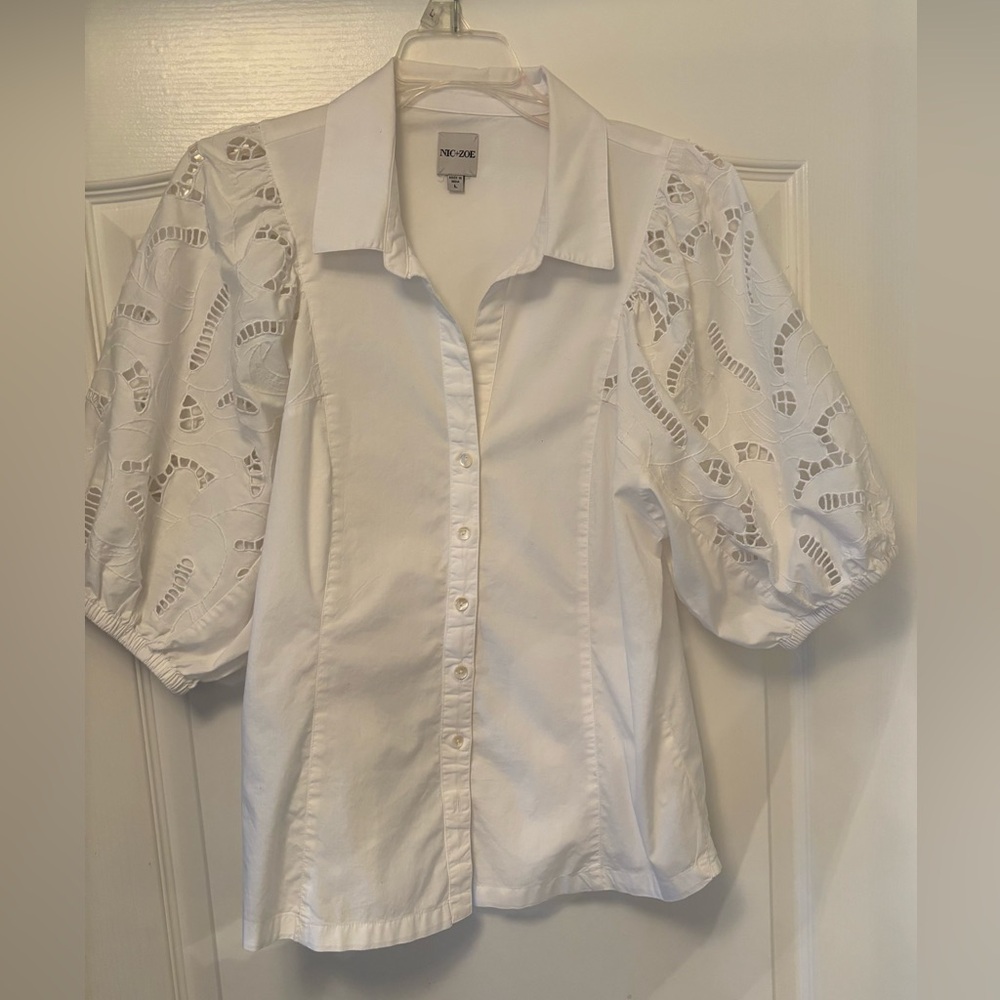 Nick+Zoe Size Large Eyelet Sleeve Stretch Cotton Button-up Shirt - Picture 2 of 6